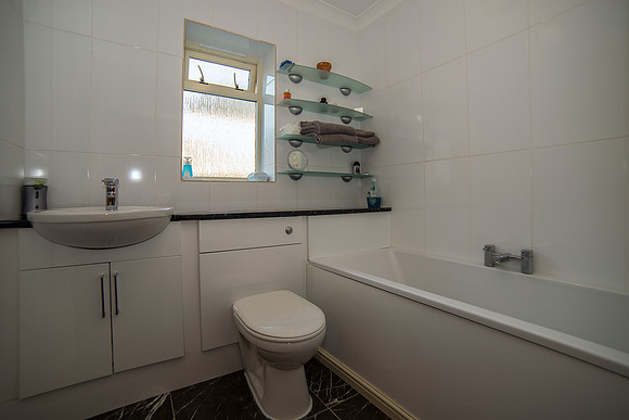 No 8 The Fairways Torksey for sale by Lawrence James Estate Agents