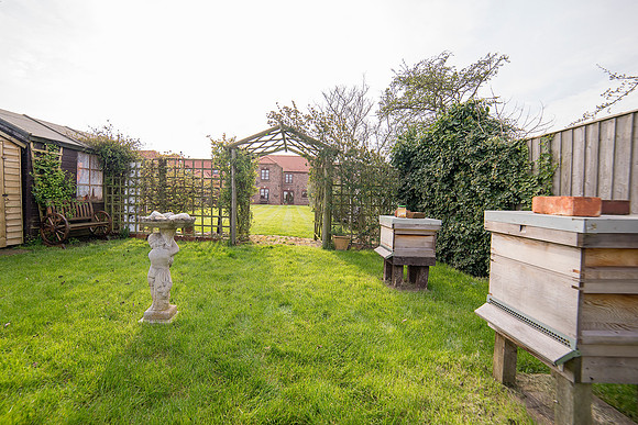 Manor House Manor Farm Appleby DN15 0AW for sale by Lawrence James Scunthorpe