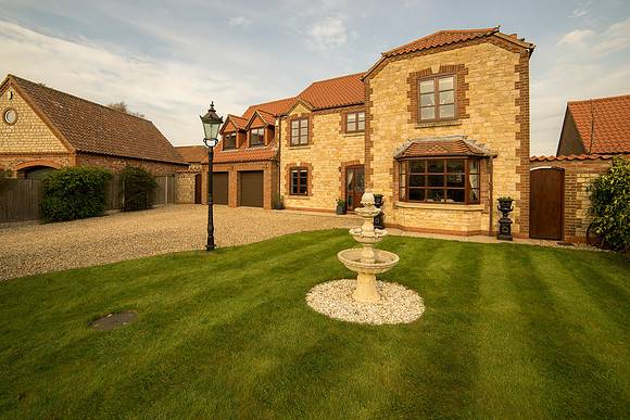 Manor House Manor Farm Appleby DN15 0AW for sale by Lawrence James Scunthorpe