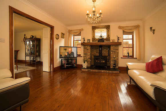 Manor House Manor Farm Appleby DN15 0AW for sale by Lawrence James Scunthorpe